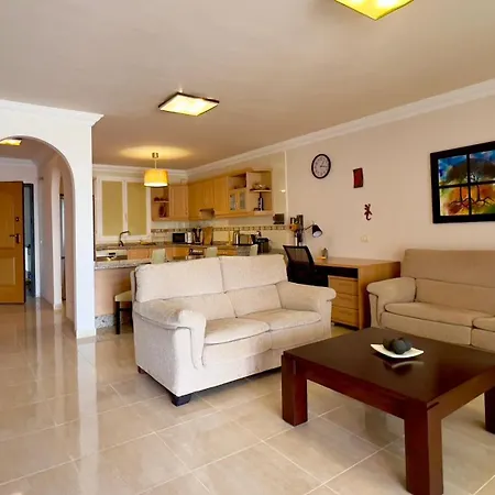The Sunset View Apartament *